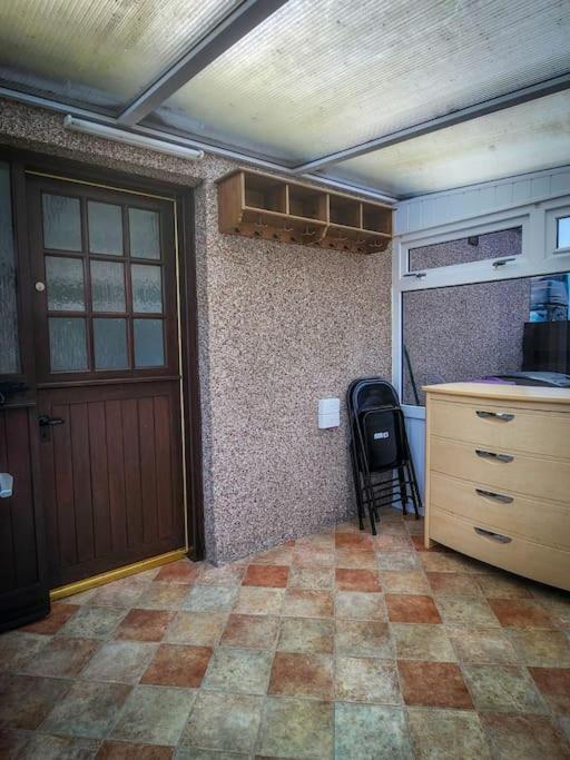 Central 2-Bedroom Bunglow With Double Sofa Bed Carnoustie Kültér fotó